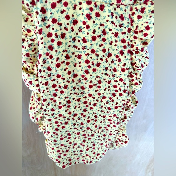 Row A Floral Yellow Dress with Ruching: Eligible 3/$25 - Picture 10 of 14
